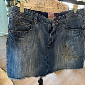 Faded glory missy med 12 cute denim skort with studs